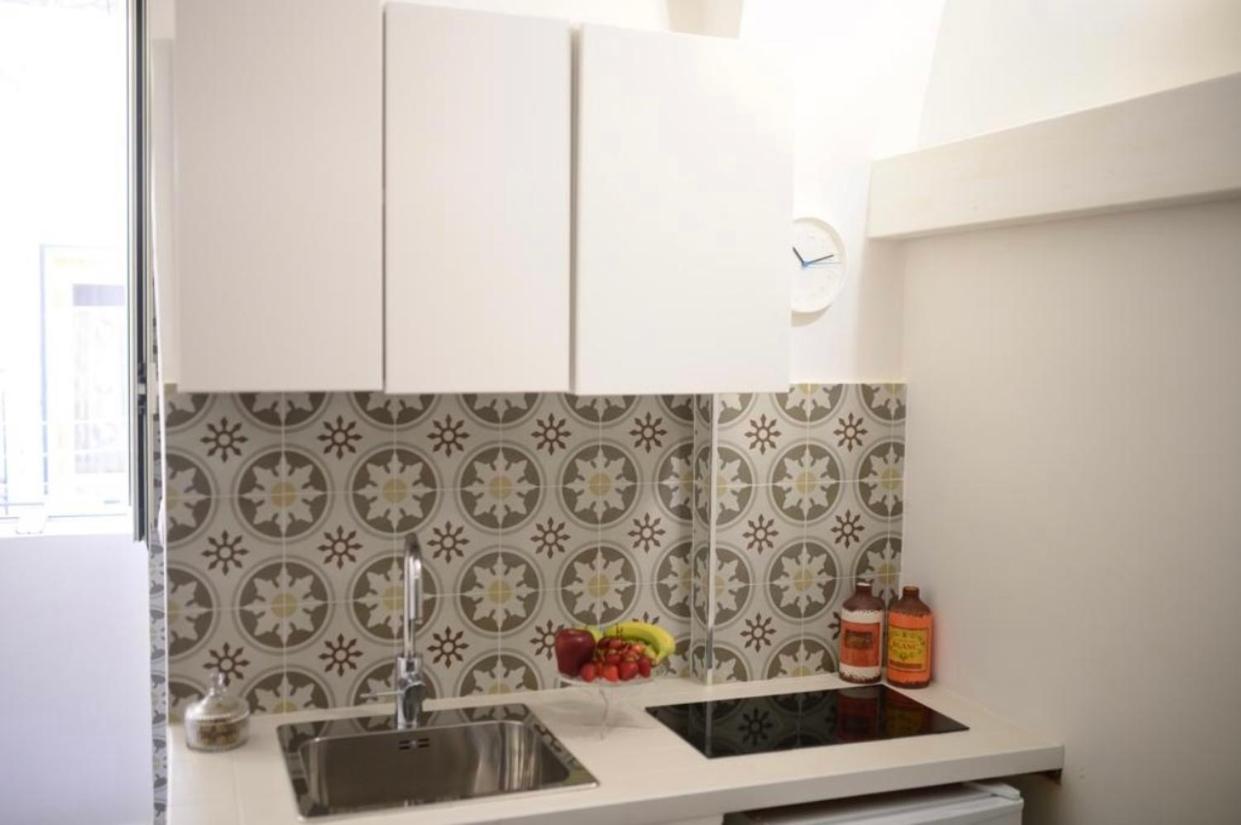 Central Guest House نابولي المظهر الخارجي الصورة